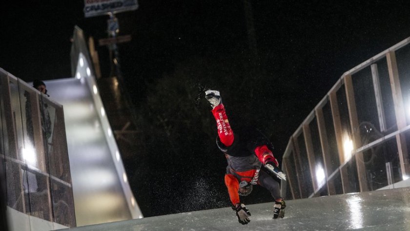 Red bull crashed ice falls